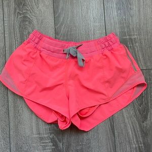 Lululemon Pink Hotty Hot Low-Rise Lined Short 2.5"